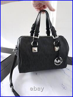 Michael Kors Grayson Barrel Handbag womens Black Crossbody