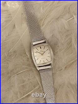 Omega DeVille Ladies Vintage Watch Classic Everyday Tonneau Barrel SS Bracelet