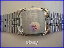 Orient Men Barrel Shape Watch Quartz Bracelet White Dial ASZBE005W0