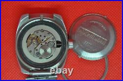 Vintage Soviet Vostok Amphibian watch black dial paddle handsTonneau Barrel 2209